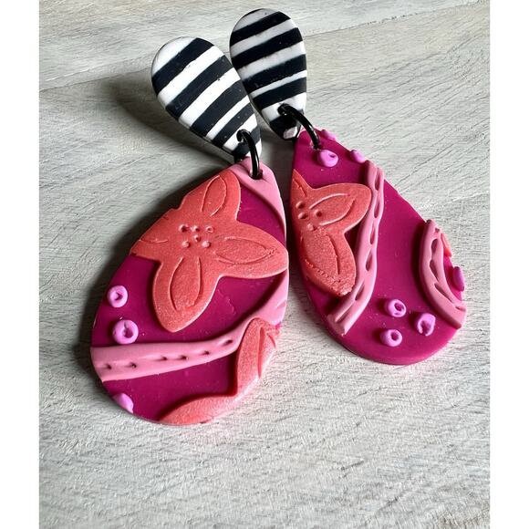 Handmade Polymer Clay Earrings Handcrafted Artwork Black white Pink - Picture 2 of 4